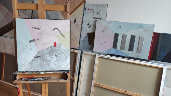 Białe na czarnym Białe na czarnym