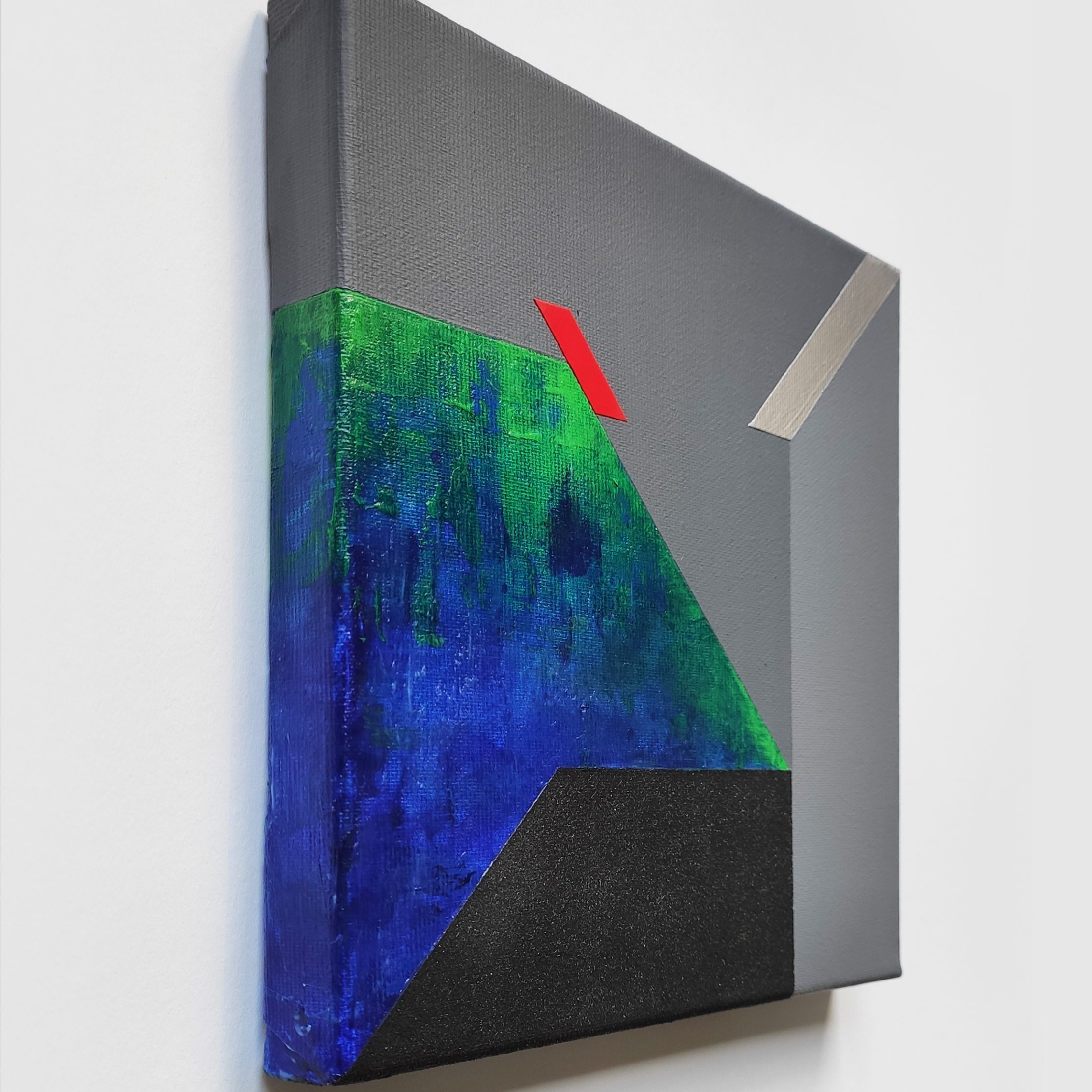 Szary obraz z czerwonym paskiem, 20 x 20 cm